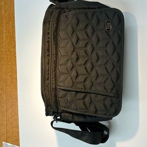 Original Lug brand bag in black